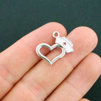 4 breloques infirmière en émail argenté - E241