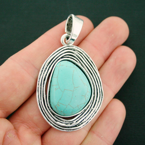 Oval Antique Silver Tone Charm With Imitation Turquoise - SC7110