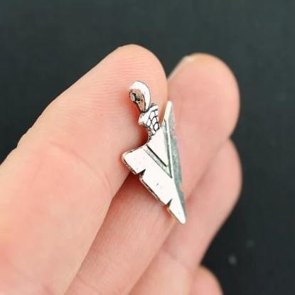 5 Arrowhead Antique Silver Tone Charms - SC4623