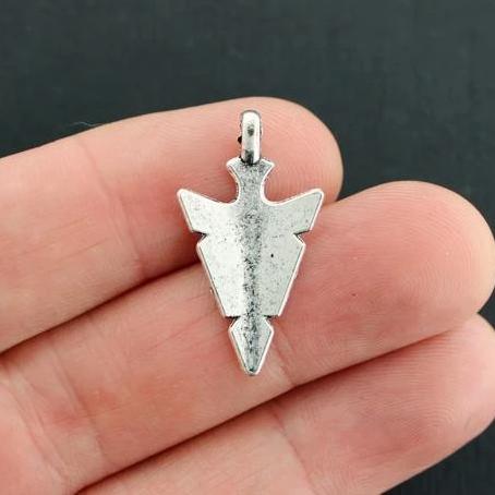 5 Arrowhead Antique Silver Tone Charms - SC4623