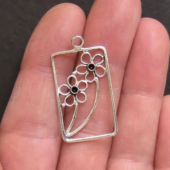 5 Daisies Antique Silver Tone Charms - SC152