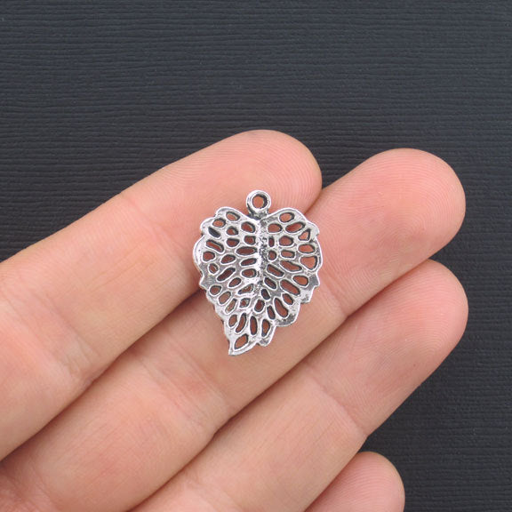 5 Leaf Antique Silver Tone Charms - SC3410