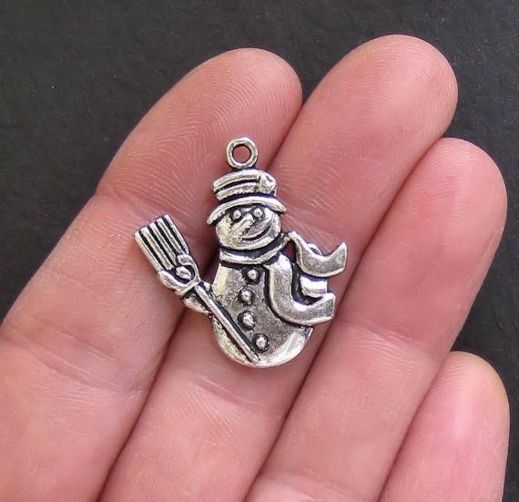 5 Snowman Antique Silver Tone Charms - XC007
