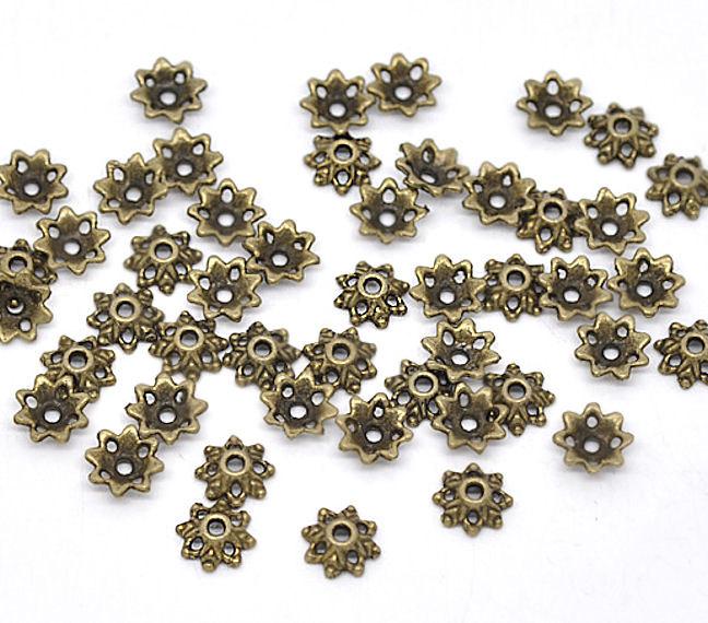 Capuchons de perles de ton bronze antique - 8 mm x 3 mm - 50 pièces - BC360