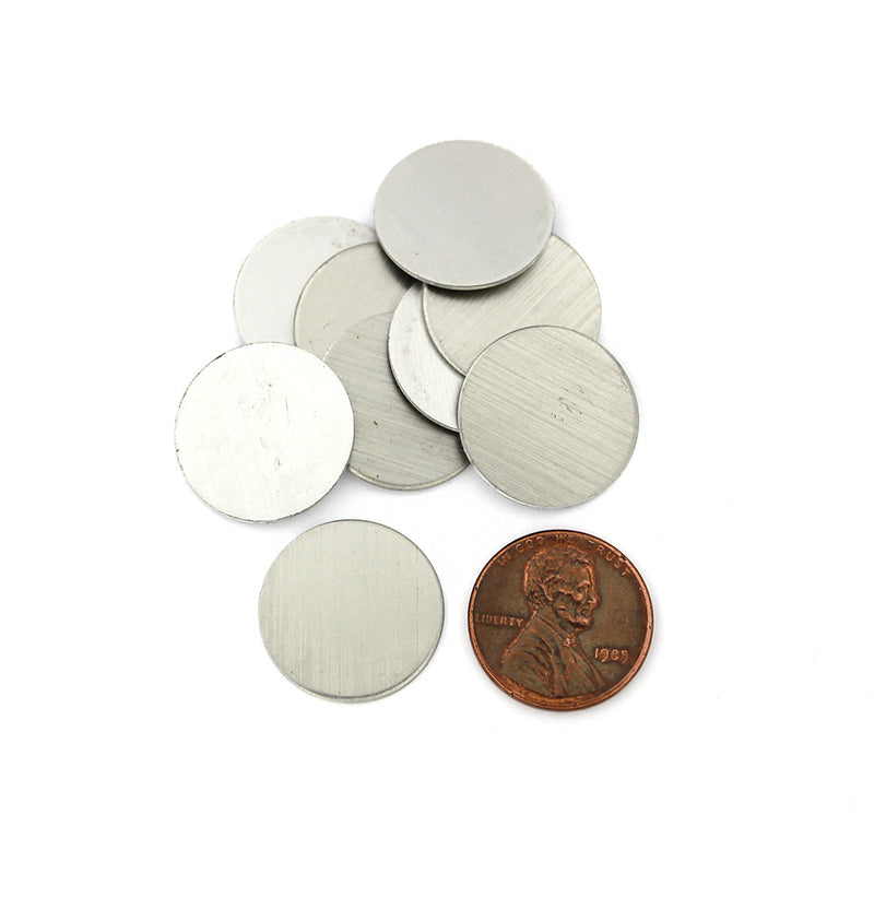 Circle Stamping Blanks - Silver Tone Brushed Aluminum - 19.2mm - 10 Tags - MT458