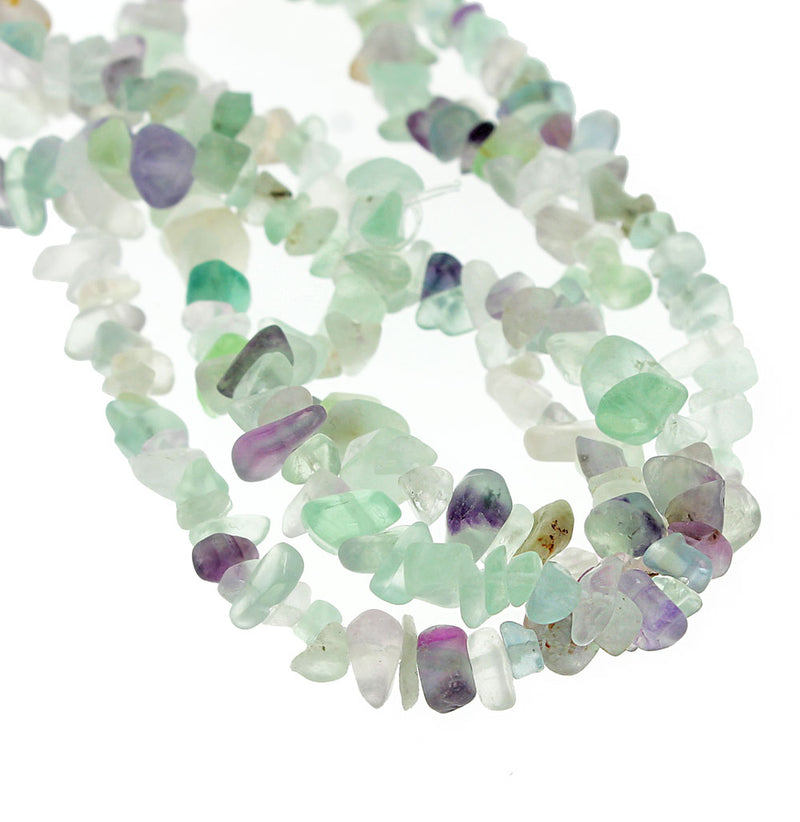 Perles de fluorite naturelles Chip 5-8mm - Violet doux et vert - 1 brin 240 perles - BD1041