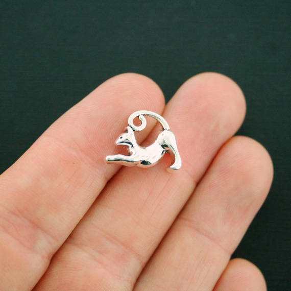 6 breloques chat argent antique 3D - SC4576