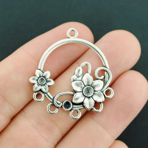 6 Circle Chandelier Connector Antique Silver Tone Charms - SC7677