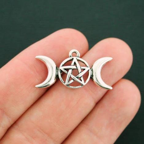 6 Crescent Moon Pentagram Antique Silver Tone Charms - SC3442