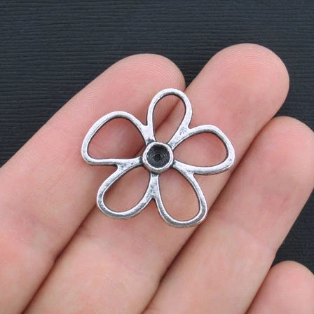 6 Flower Connector Antique Silver Tone Charms - SC3009