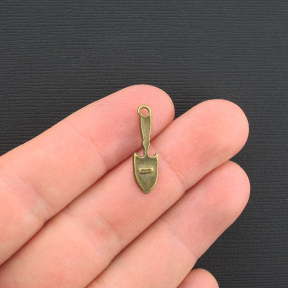 6 Gardening Spade Antique Bronze Tone Charms - BC103