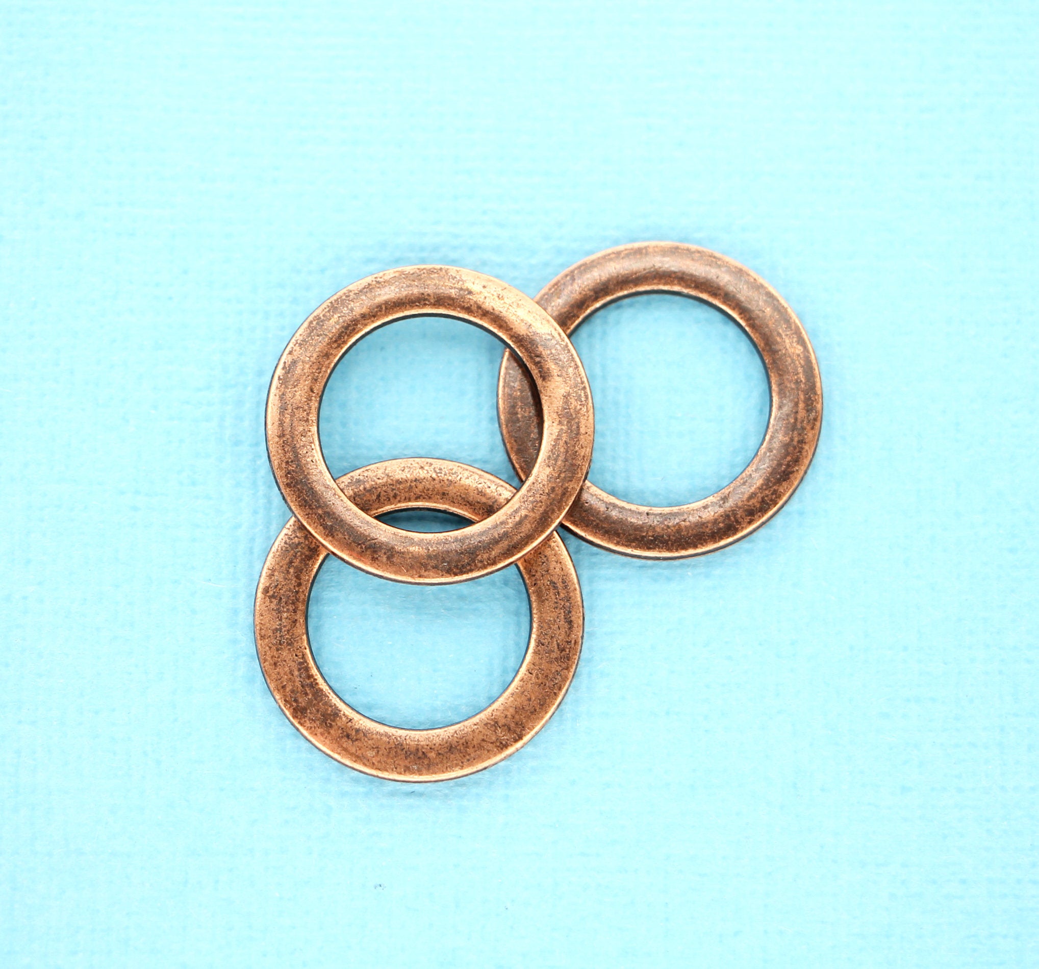 6 Linking Ring Antique Copper Tone Charms 2 Sided - FD491