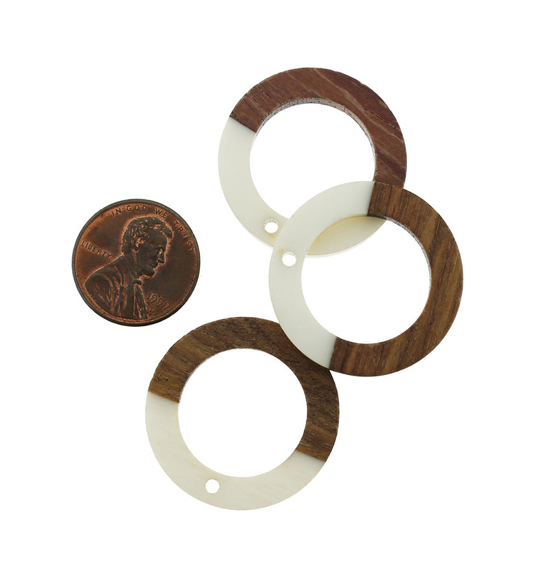 2 Round Natural Wood and White Resin Charms 28mm - WP053