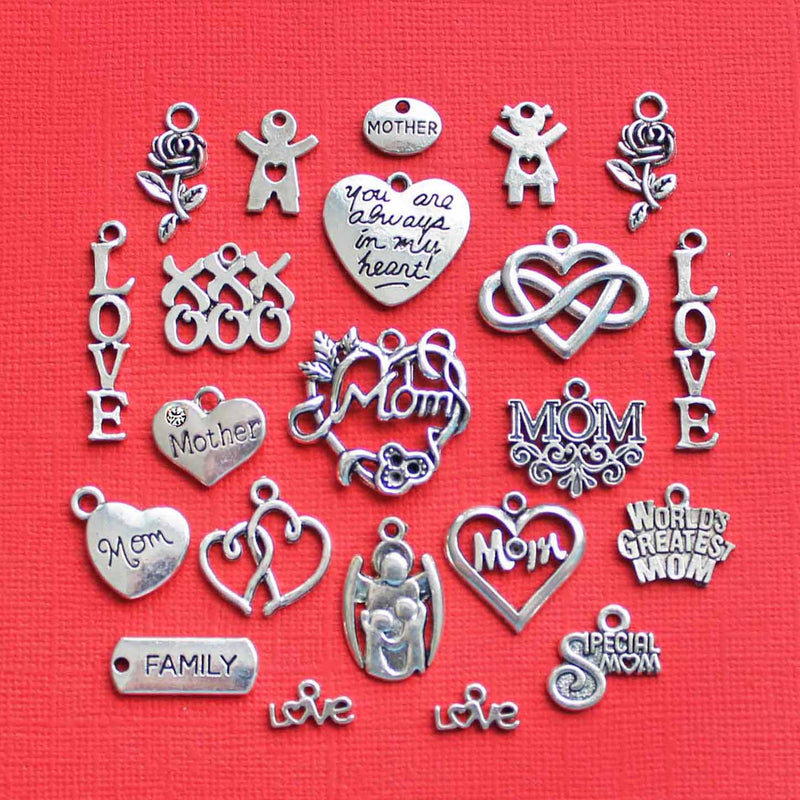 Deluxe Mother Charm Collection Ton argent antique 22 breloques - COL286