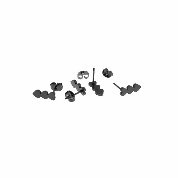 Boucles d'oreilles en acier inoxydable ton noir - Clous triple cœur - 12 mm x 4 mm - 2 pièces 1 paire - ER883