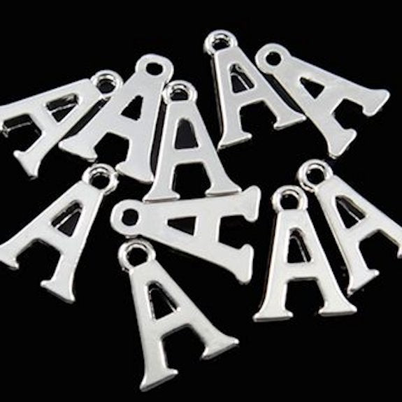 4 Lettre A Alphabet Argenté Charms - SC2336