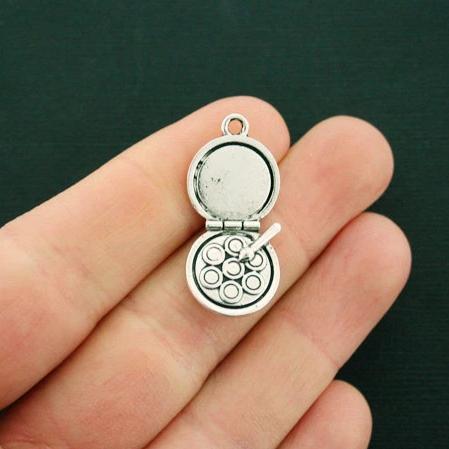 4 breloques de maquillage compactes ton argent antique 2 faces - SC6499