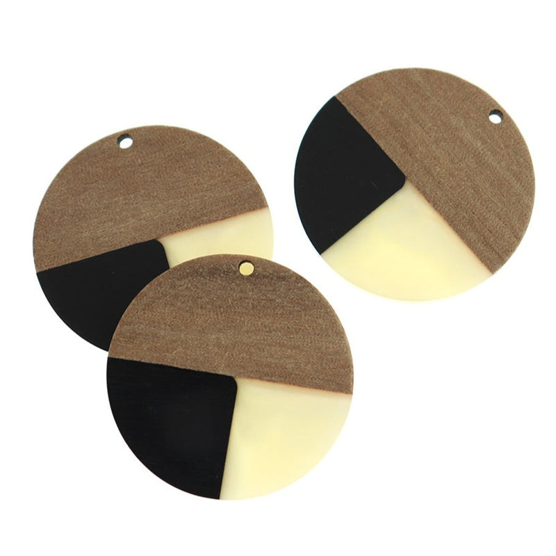 Round Natural Wood and Resin Charm 38mm - Black and Cream - WP508