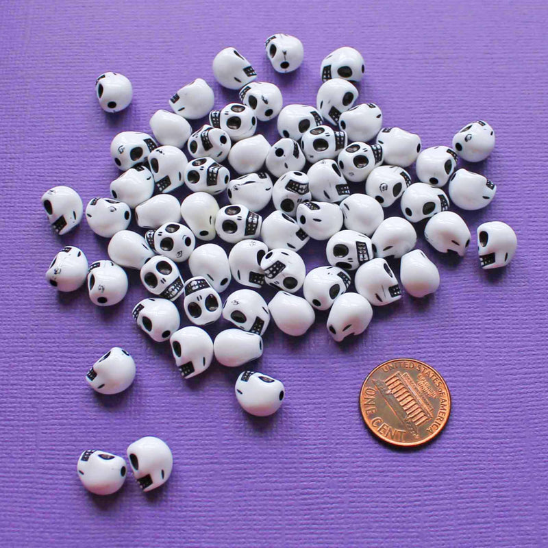 Perles Acrylique Tête de Mort 10mm x 9mm x 8mm - Blanc et Noir - 50 Perles - BD1200