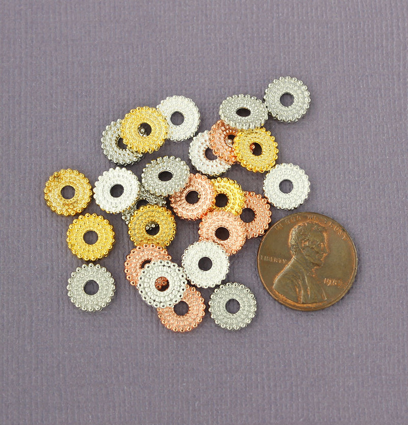 Perles d'espacement de rondelle 2 mm x 9,5 mm - Assortiment de tons argent, or et or rose - 50 perles - FD227