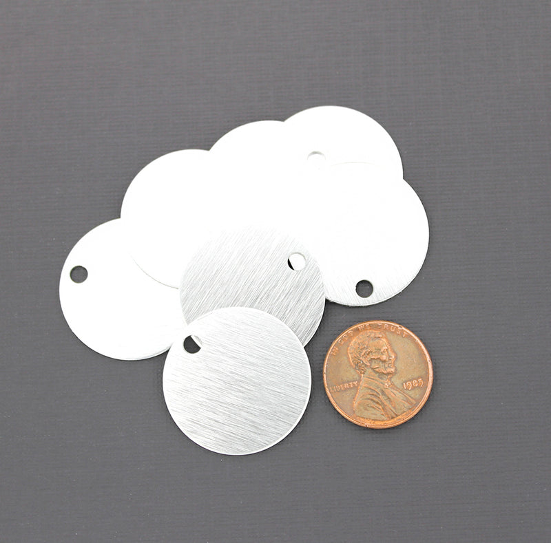 SALE Circle Stamping Blanks - Silver Brushed Aluminium - 1" - 5 Tags - MT238