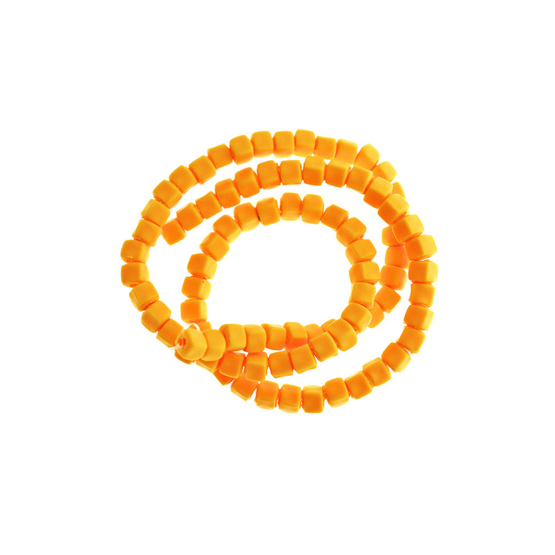Cube Perles en Pâte Polymère 5mm - Jaune Orange - 1 Rang 86 Perles - BD2295