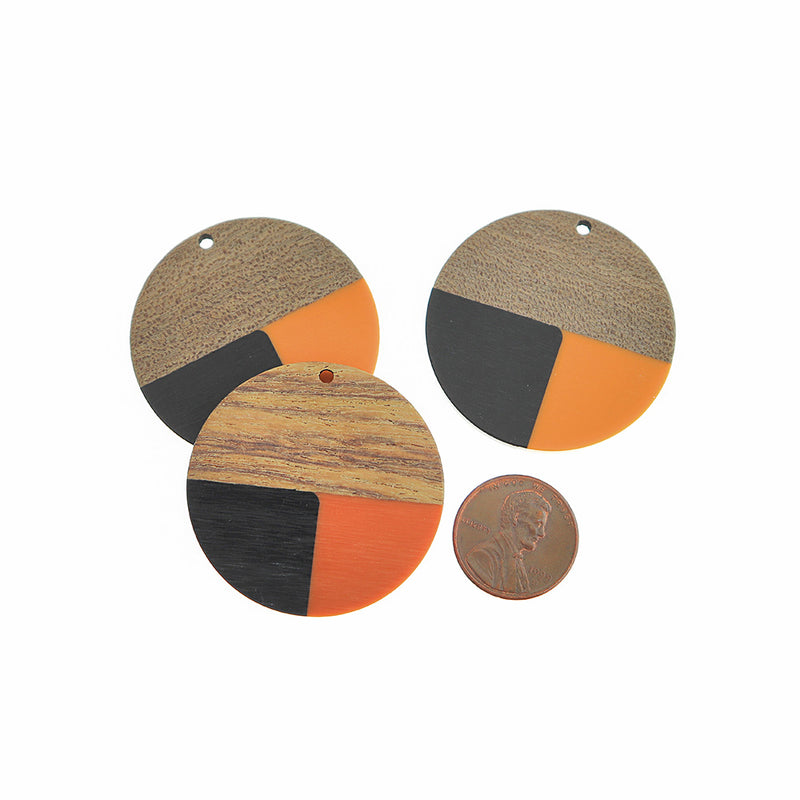 Round Natural Wood and Resin Charm 38mm - Black and Orange - WP509