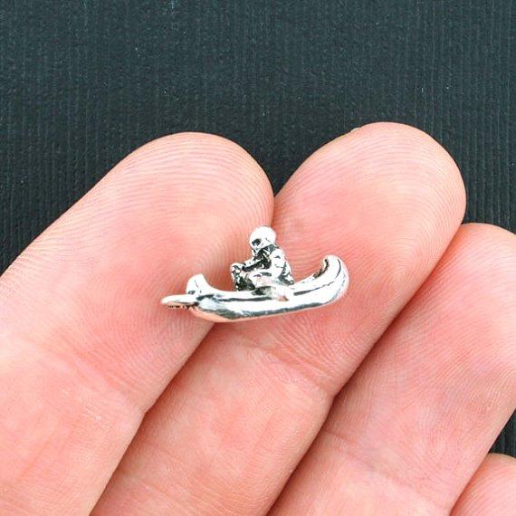 8 Canoe Antique Silver Tone Charms 3D - SC3598
