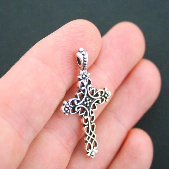 8 breloques de ton argent antique croix - SC5035