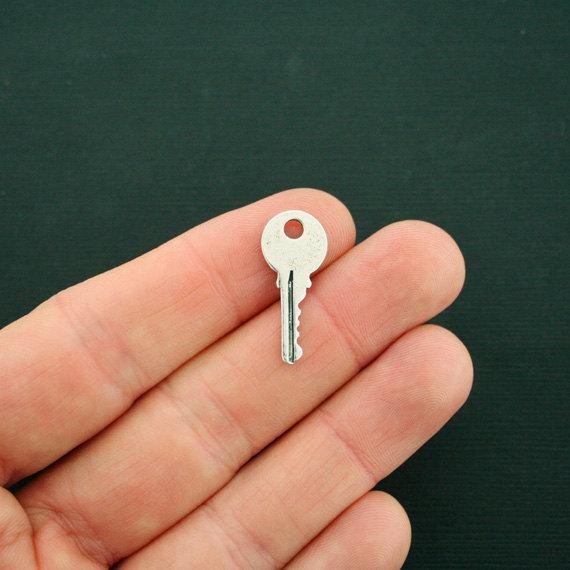 8 Faith Key Antique Silver Tone Charms - SC6431