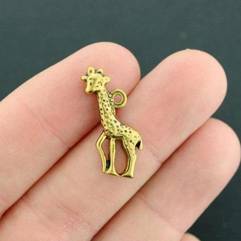 8 Giraffe Antique Gold Tone Charms - GC1283