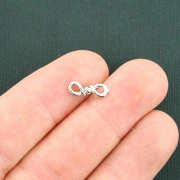 Connecteur à 8 nœuds, breloques argentées antiques - SC5541