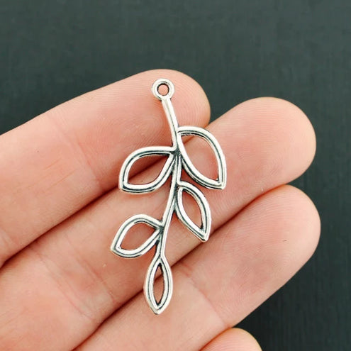 8 Leaf Connector Antique Silver Tone Charms - SC1344