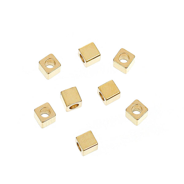 Perles Intercalaires Cube 3mm x 3mm - Laiton Doré - 50 Perles - GC728