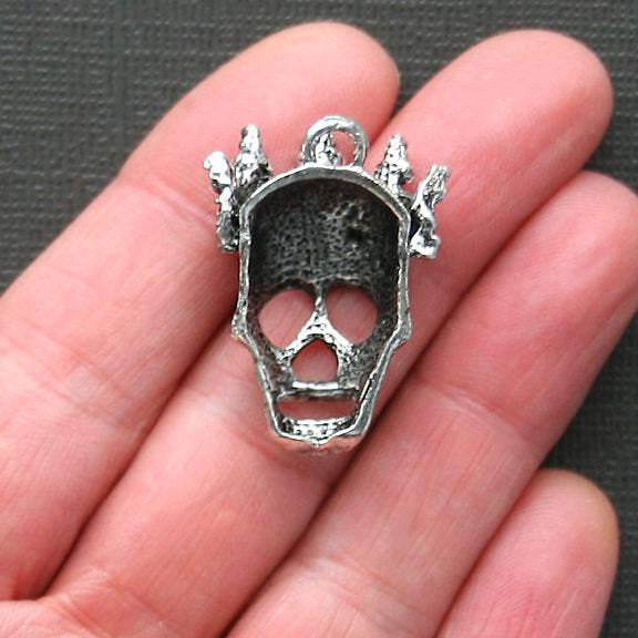2 Skull Crown Antique Silver Tone Charms 3D - SC2682