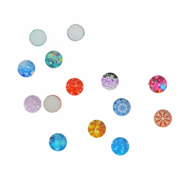 20 sceaux cabochon dôme en verre flocon de neige 8 mm assortis - CBD005