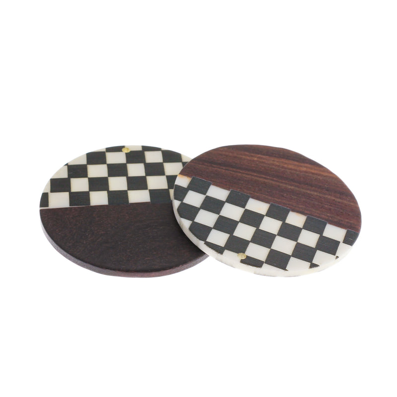 2 Round Natural Wood and Checkered Resin Charms 49mm - WP485