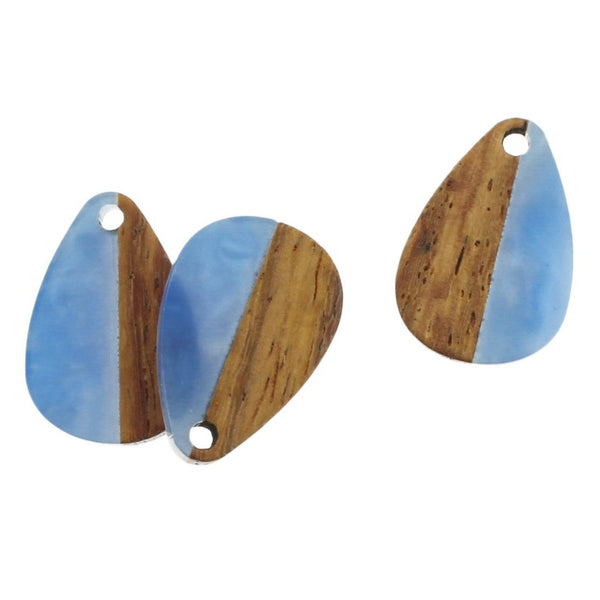 2 Charmes en bois naturel et en résine bleue 21 mm - Wp370