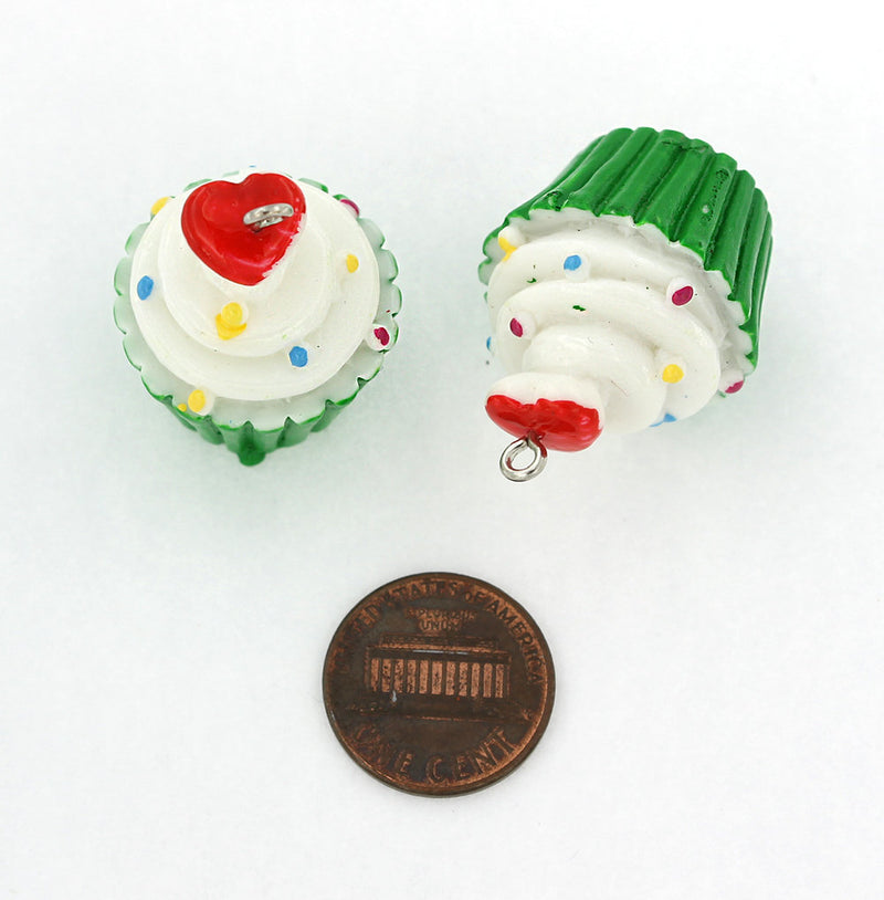 4 breloques cupcake en résine 3D - K127