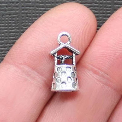 8 Wishing Well Antique Silver Tone Charms 3D - SC868