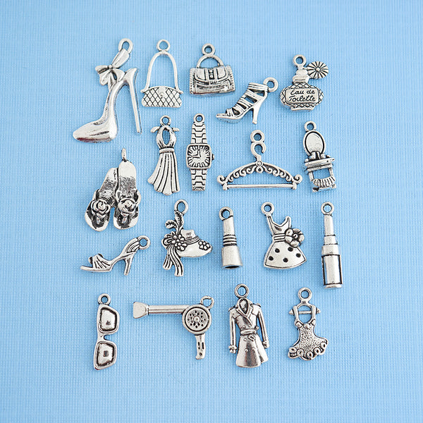 Deluxe Fashion Collection Antique Silver Tone 19 Different Charms - COL316