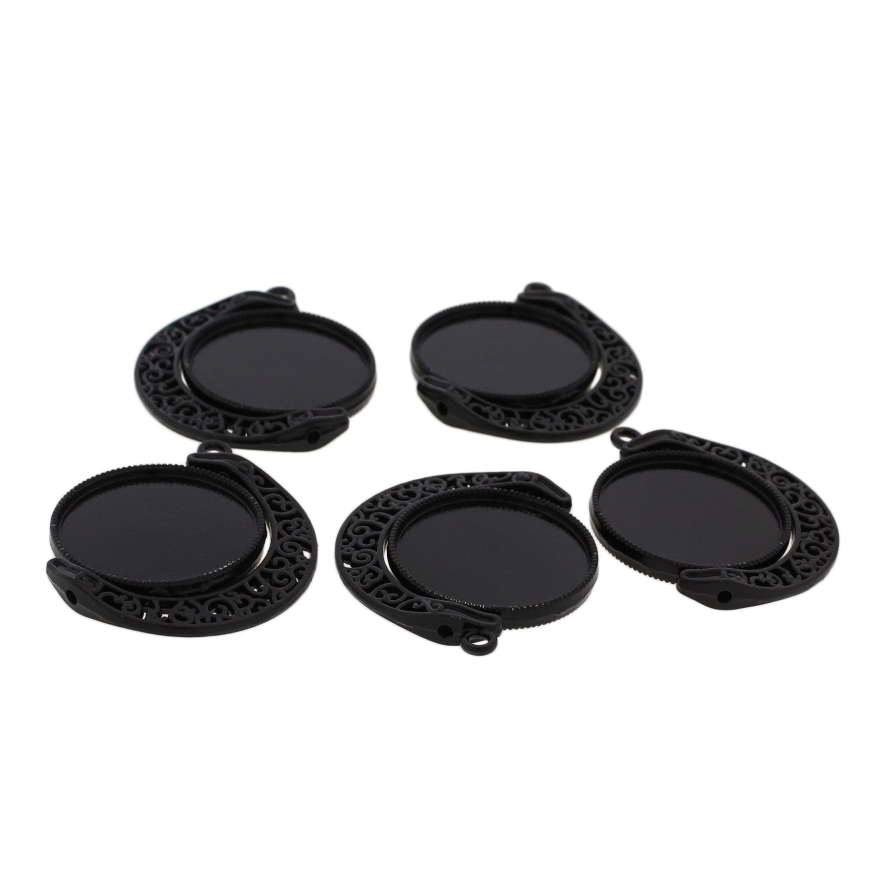 Croissant de lune ton noir charme avec sertissage cabochon - CBS028