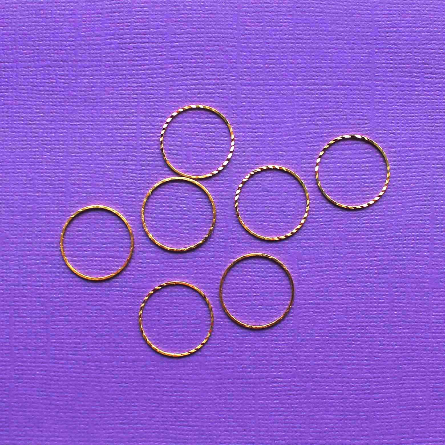 Gold Tone Jump Rings 18mm x 0.58mm - Closed 23 Gauge - 20 Rings - FD380