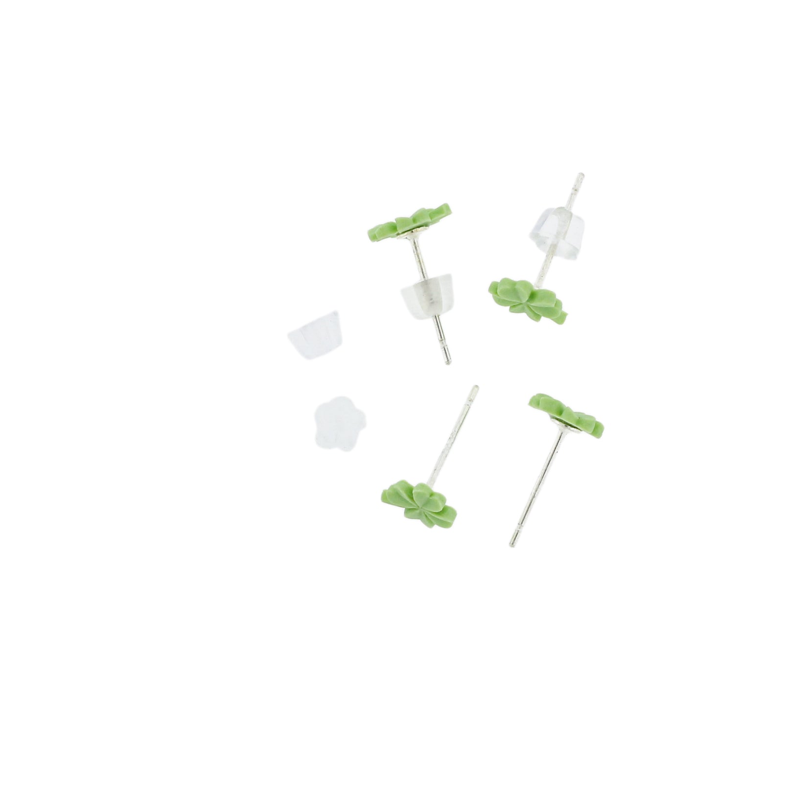 Boucles d'oreilles en porcelaine - clous de trèfle vert - 8 mm x 6 mm - 2 pièces 1 paire - ER626