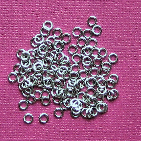 Stainless Steel Jump Rings 4mm x 0.8mm - Open 20 Gauge - 100 Rings - SS004