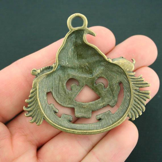 Witch Pumpkin Antique Bronze Tone Charm - BC968