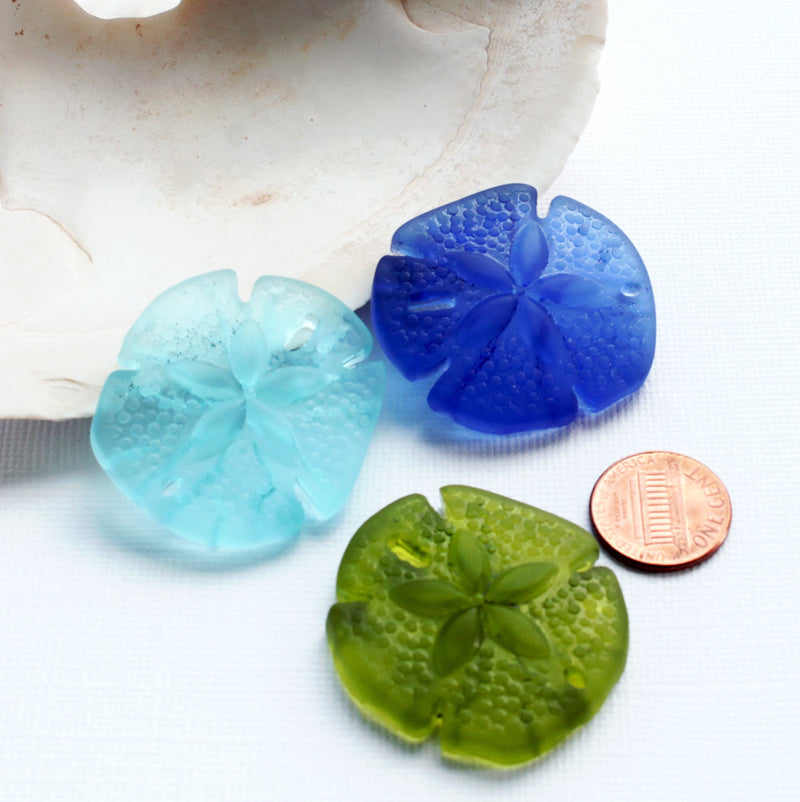 Green Sand Dollar Cultured Sea Glass Charm - U089