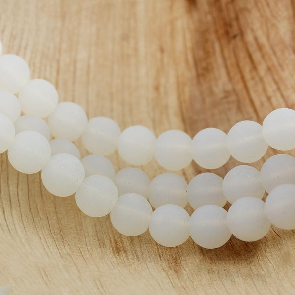 Perles rondes en verre de mer de culture 8 mm - Pierre de lune opale blanche - 1 rang 24 perles - U131