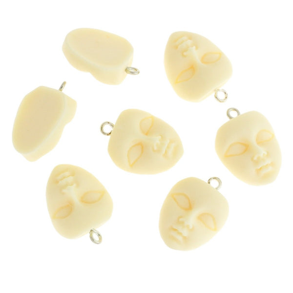 4 Doll Face Resin Charms - K557