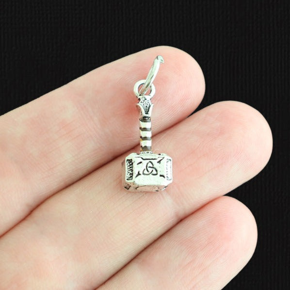 2 breloques de ton argent antique marteau 3D - SC1997